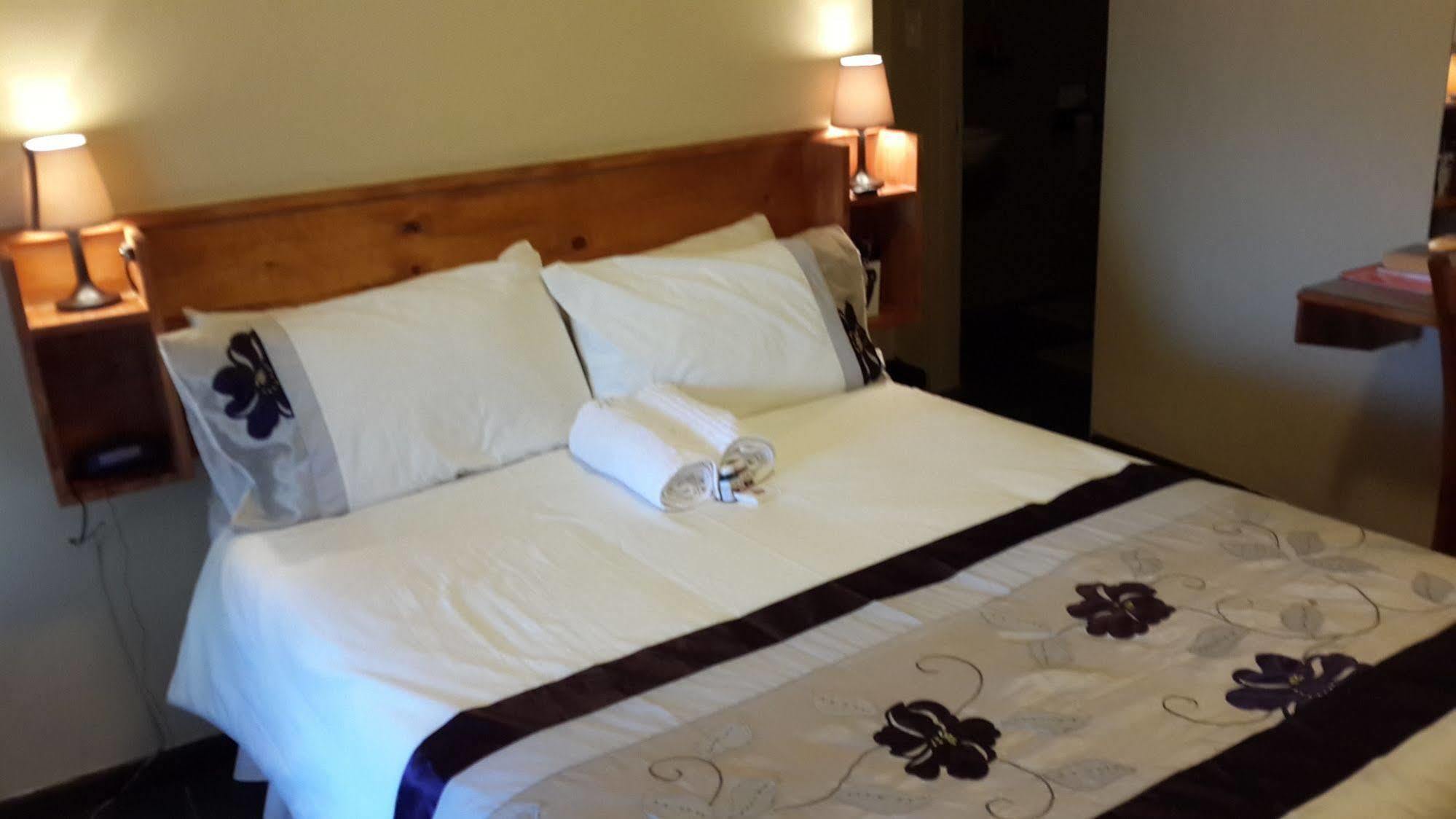 Crystal Rose Lodge 约翰内斯堡 外观 照片