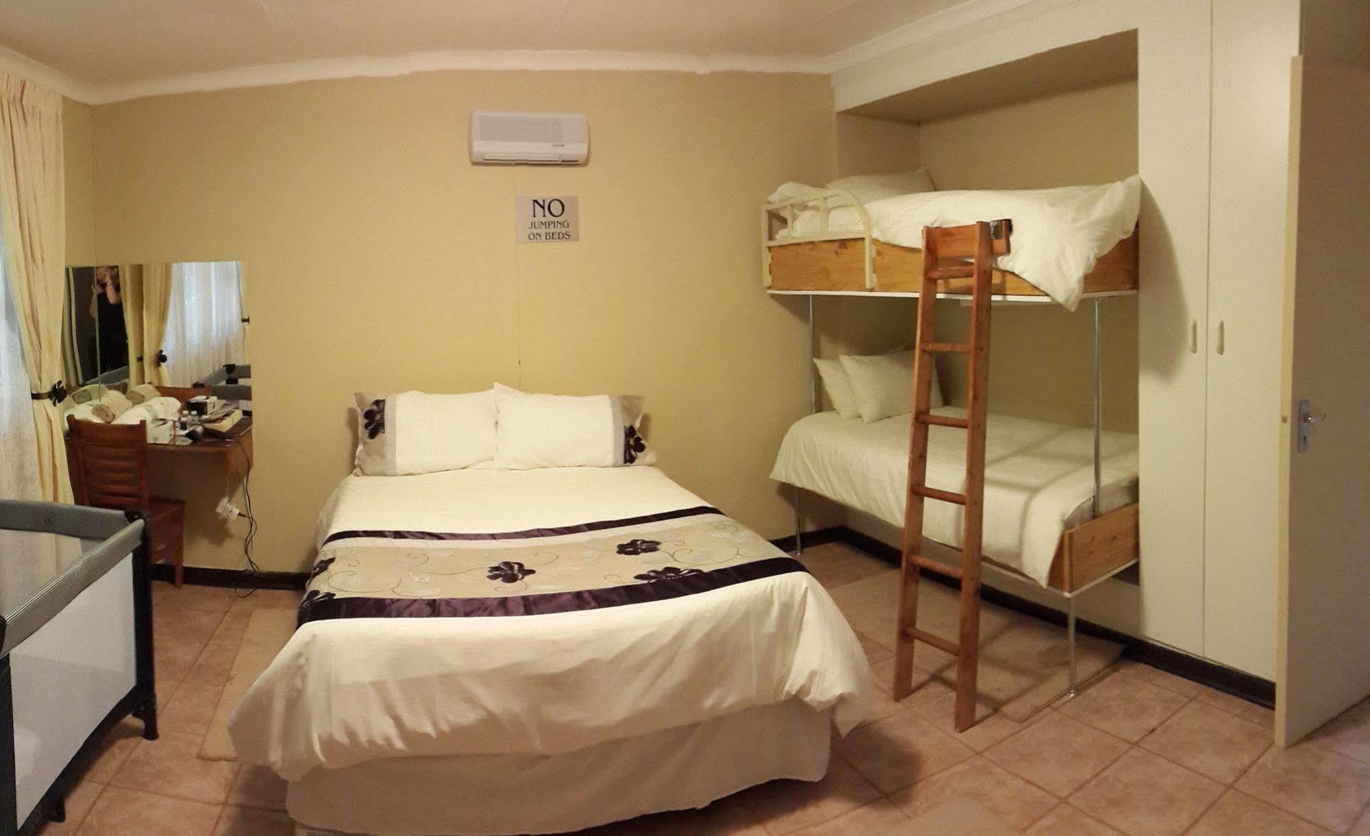 Crystal Rose Lodge 约翰内斯堡 外观 照片