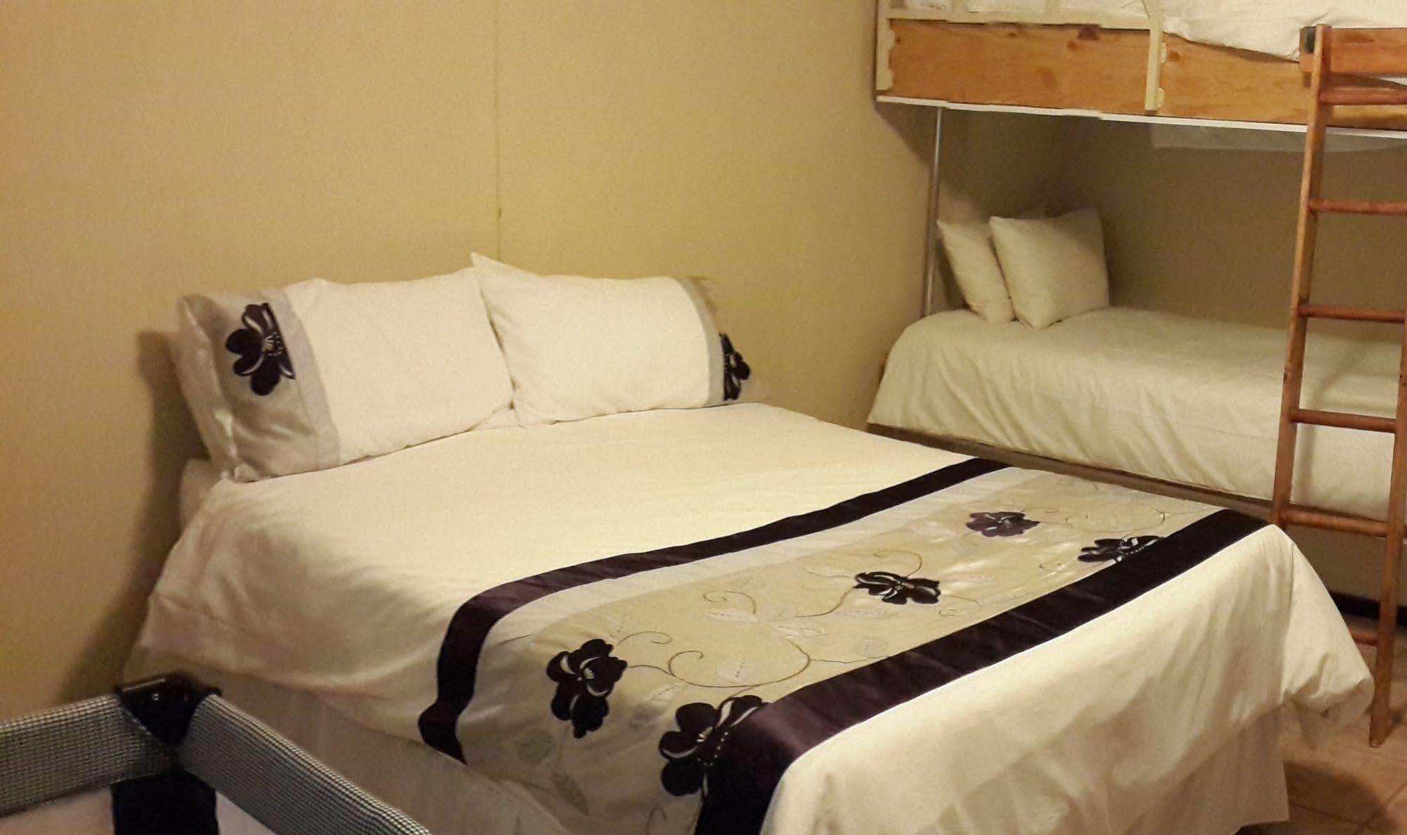 Crystal Rose Lodge 约翰内斯堡 外观 照片