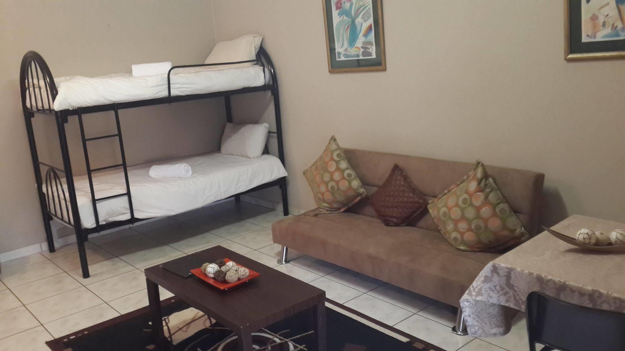 Crystal Rose Lodge 约翰内斯堡 外观 照片